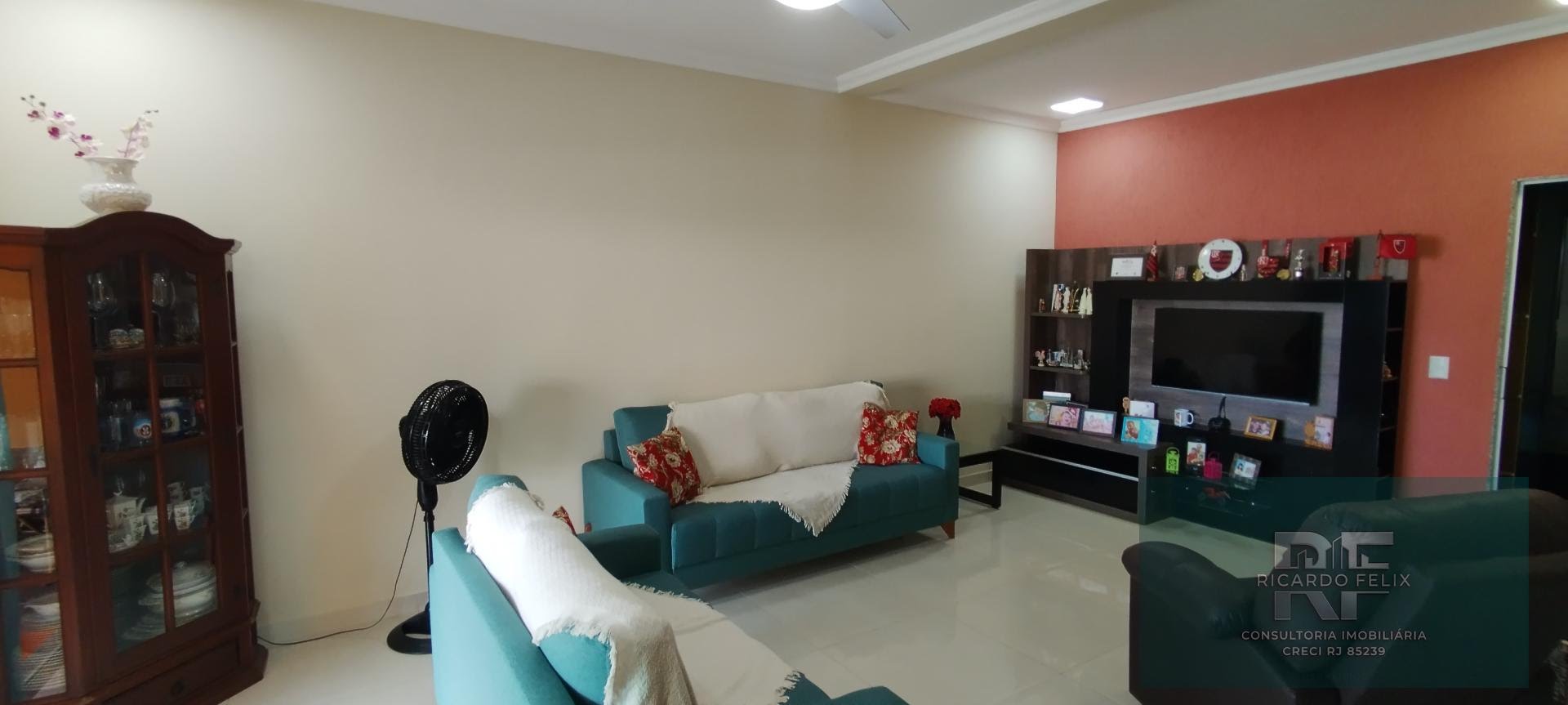Casa à venda com 5 quartos, 2 suítes, 3 vagas e 560m² no Costazul, Rio das Ostras (RJ) — foto 14 de 30