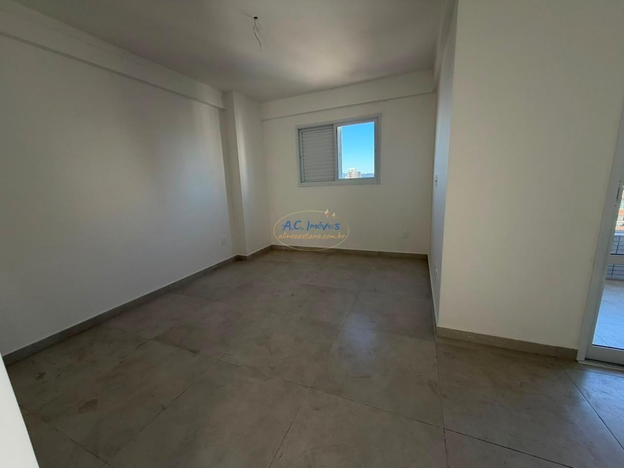 Apartamento à venda com 4 quartos, 3 suítes, 2 vagas e 135m² no Guilhermina, Praia Grande (SP) — foto 17 de 29