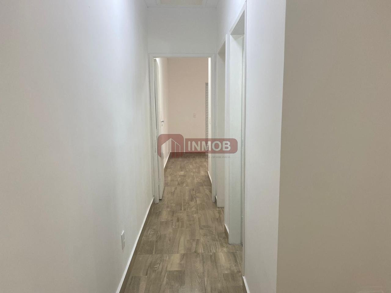 Casa à venda com 3 quartos, 1 suíte, 2 vagas e 107m² no Vila Sao Geraldo, Taubaté (SP) — foto 19 de 25