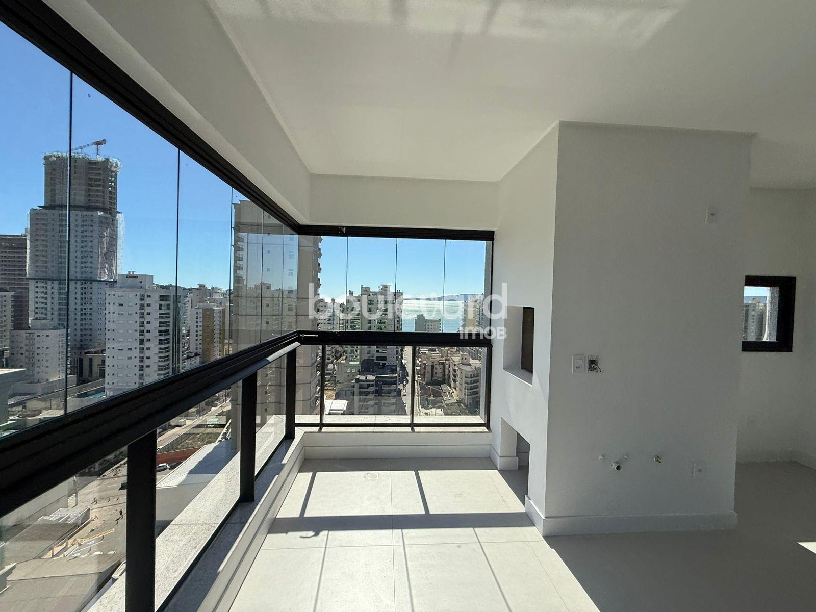 Apartamento à venda com 3 quartos, 3 suítes, 2 vagas e 127m² no Centro, Itapema (SC) — foto 8 de 30