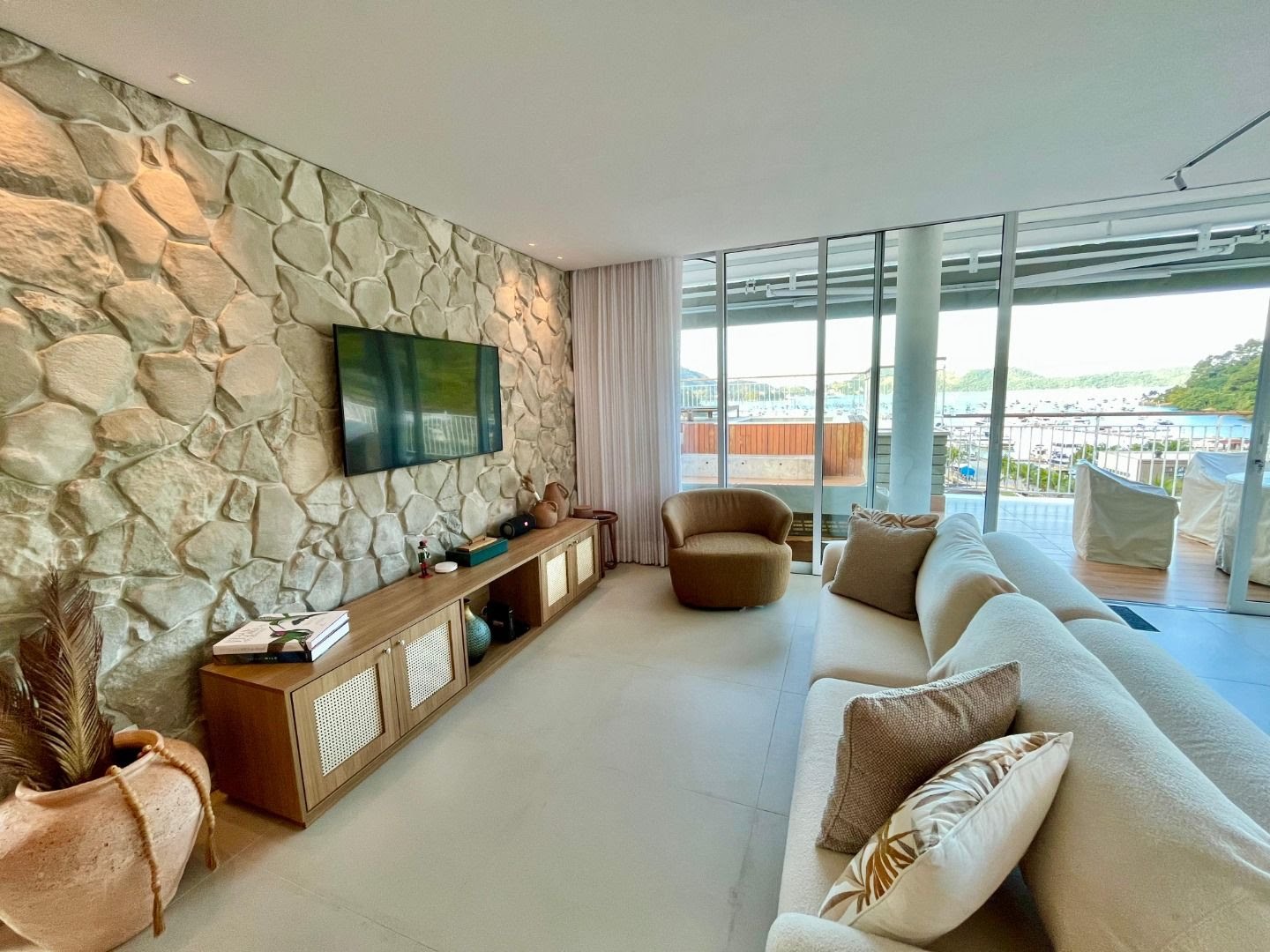 Cobertura à venda com 3 quartos, 3 banheiros e 263m² no Saco da Ribeira, Ubatuba (SP) — foto 9 de 25