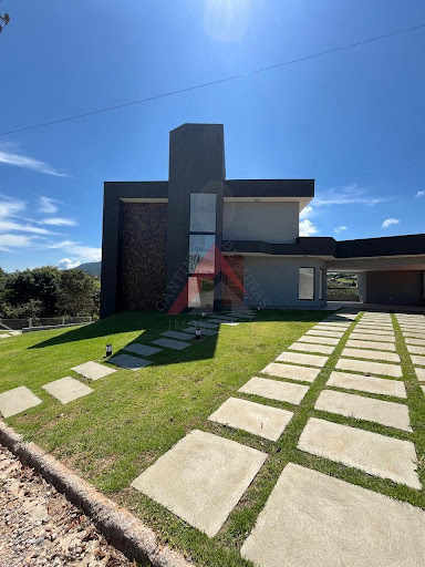 Linda Casa no Condomínio Entre Serras e Aguas   -  Vargem