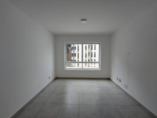 Alugue Apartamento com 3 Dormitórios, 1 Suíte, 1 Vaga e com 157M² em Paraiso