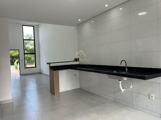 Casa em Condomínio no Jardim Santa Marta em Sorocaba, 102m²,  03 dormitórios, 01 suíte , 02 vagas de garagem.