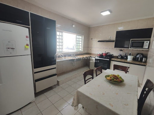 Casa, 3 quartos, 200 m² - Foto 9