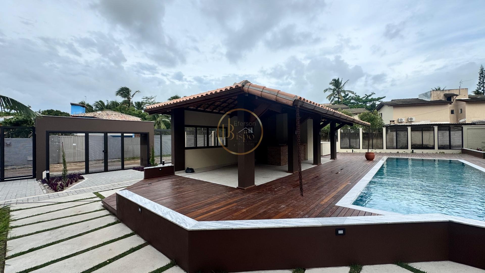 Apartamento à venda com 3 quartos, 3 suítes, 1 vaga e 154m² no Taperapuã, Porto Seguro (BA) — foto 5 de 17