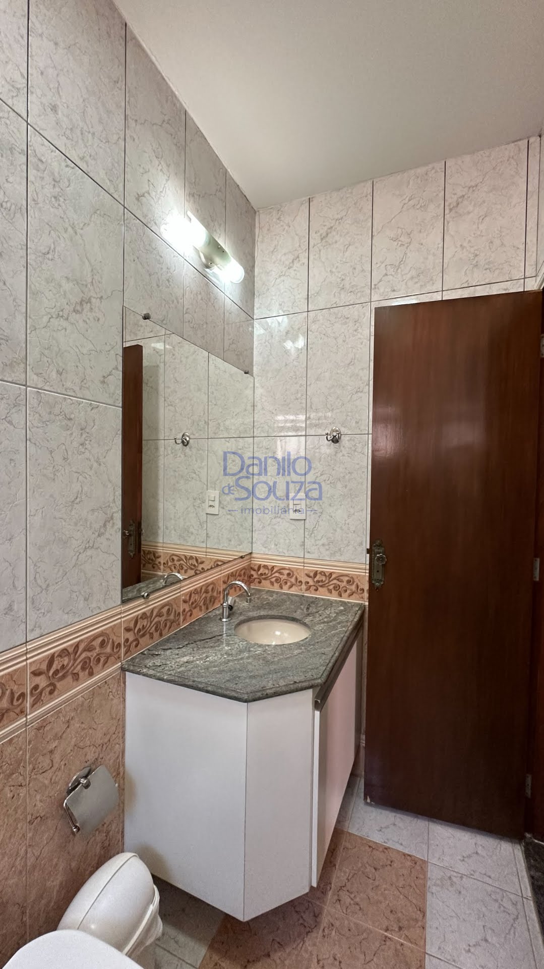 Casa à venda com 3 quartos, 1 suíte, 4 vagas e 300m² no Alvorada, Araxá (MG) — foto 14 de 25