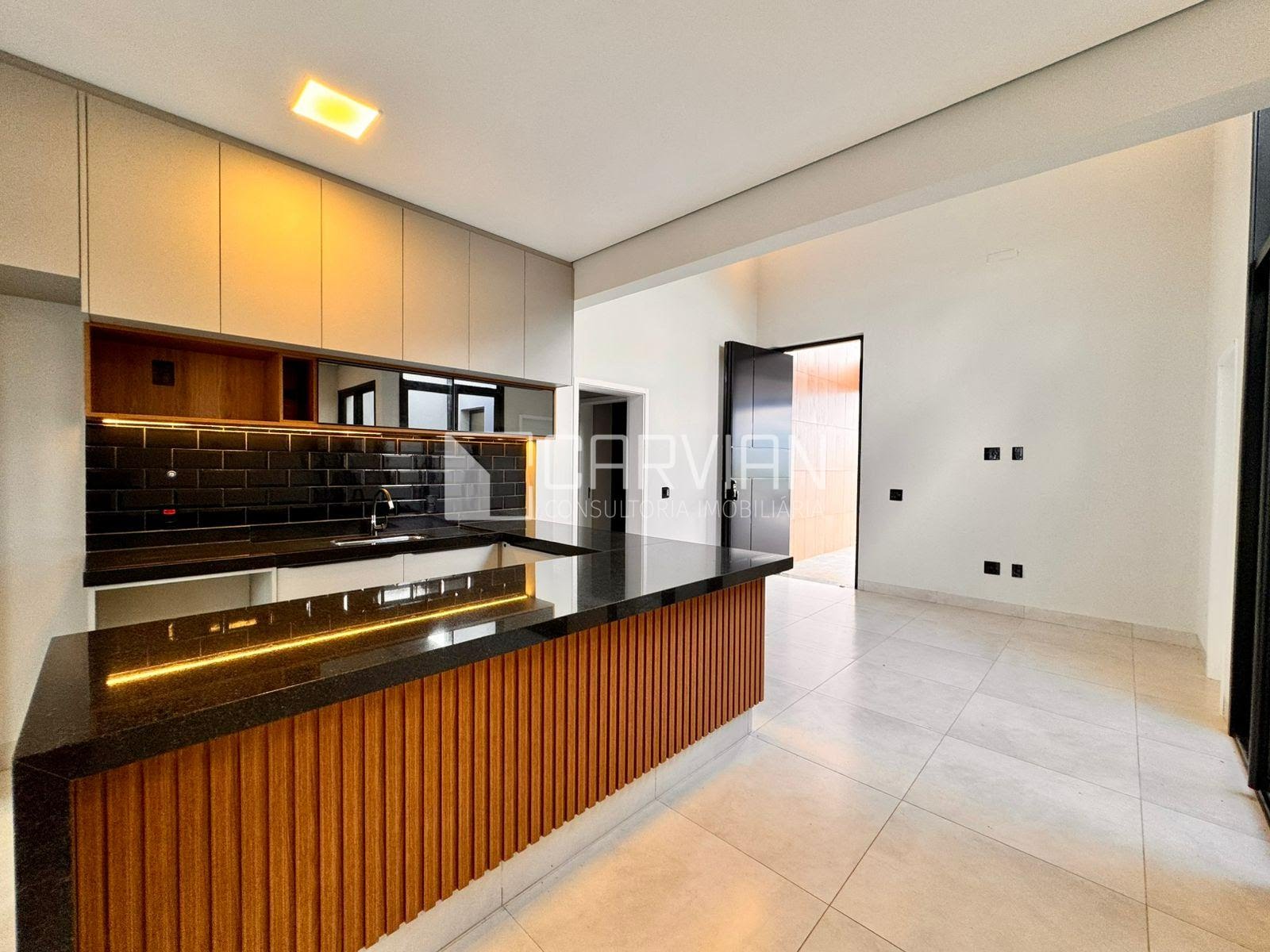 Casa à venda com 3 quartos, 1 suíte, 4 vagas e 258m² no Bomfim Paulista, Ribeirão Preto (SP) — foto 8 de 30