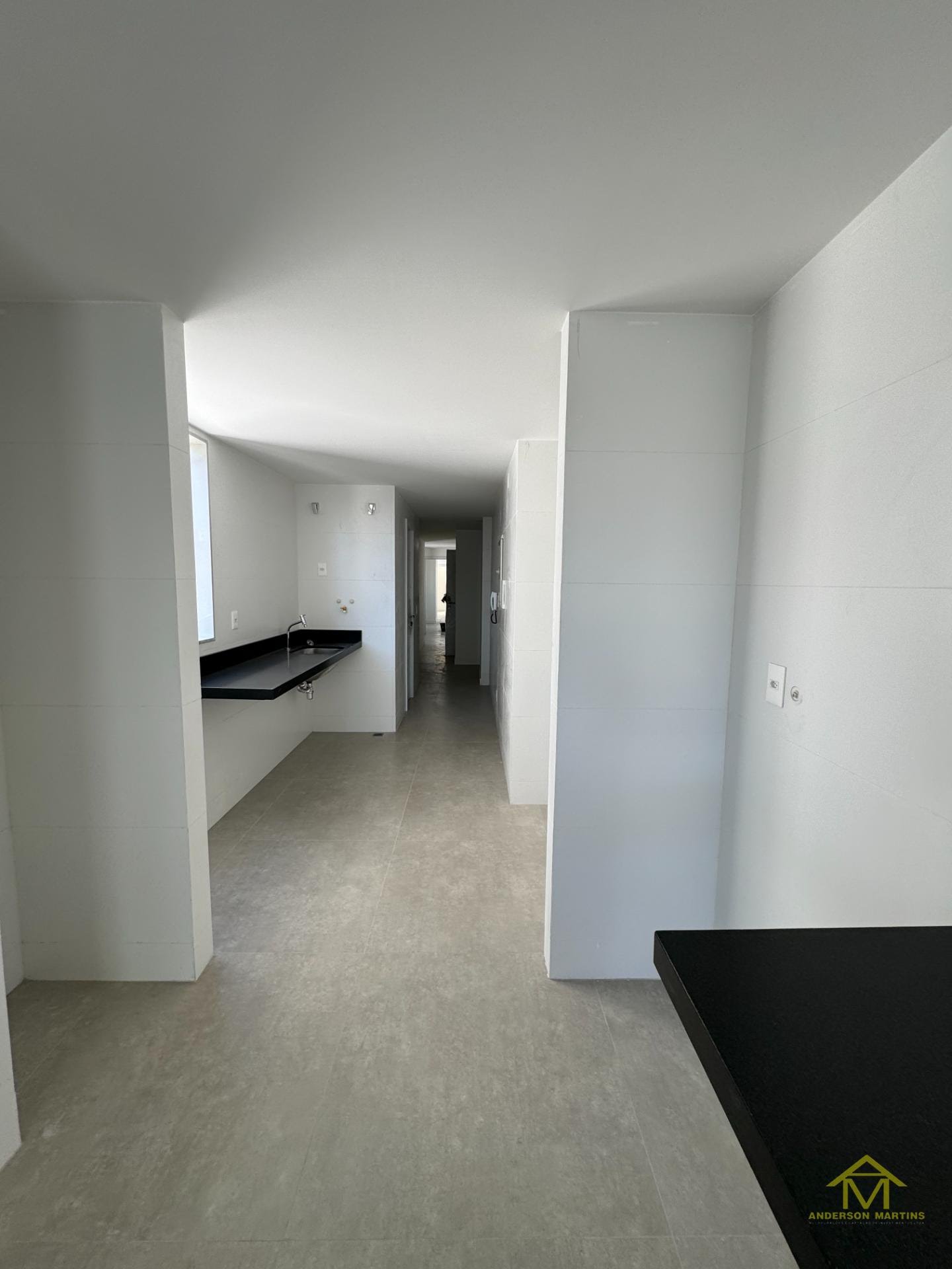 Apartamento à venda com 4 quartos, 6 banheiros, 4 vagas e 217m² no Praia do Canto, Vitória (ES) — foto 17 de 20