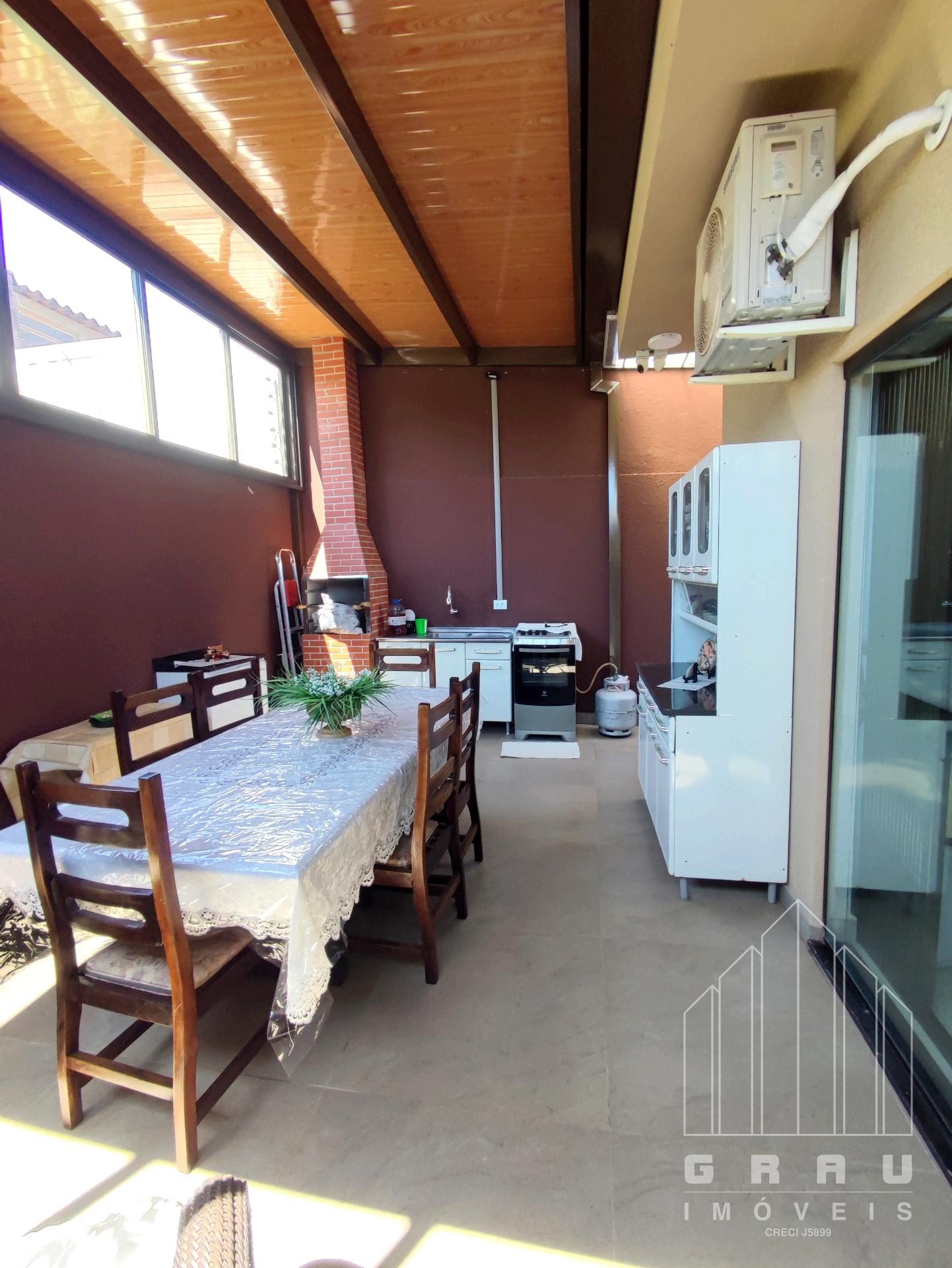Casa no Jardim Lancaster  -  Foz do Iguaçu