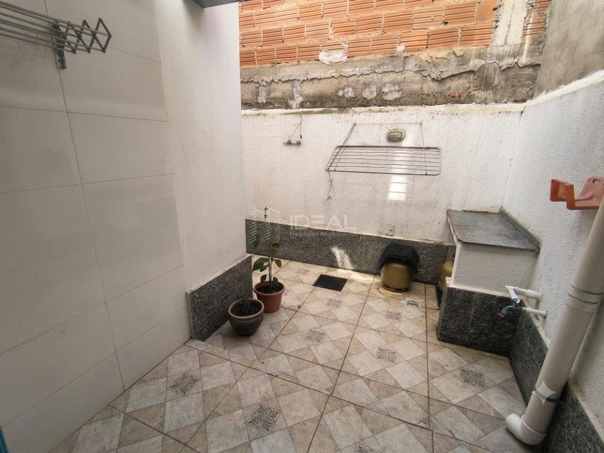 Casa à venda com 3 quartos, 2 suítes, 1 vaga e 195m² no Parque Julião Nogueira, Campos dos Goytacazes (RJ) — foto 26 de 28