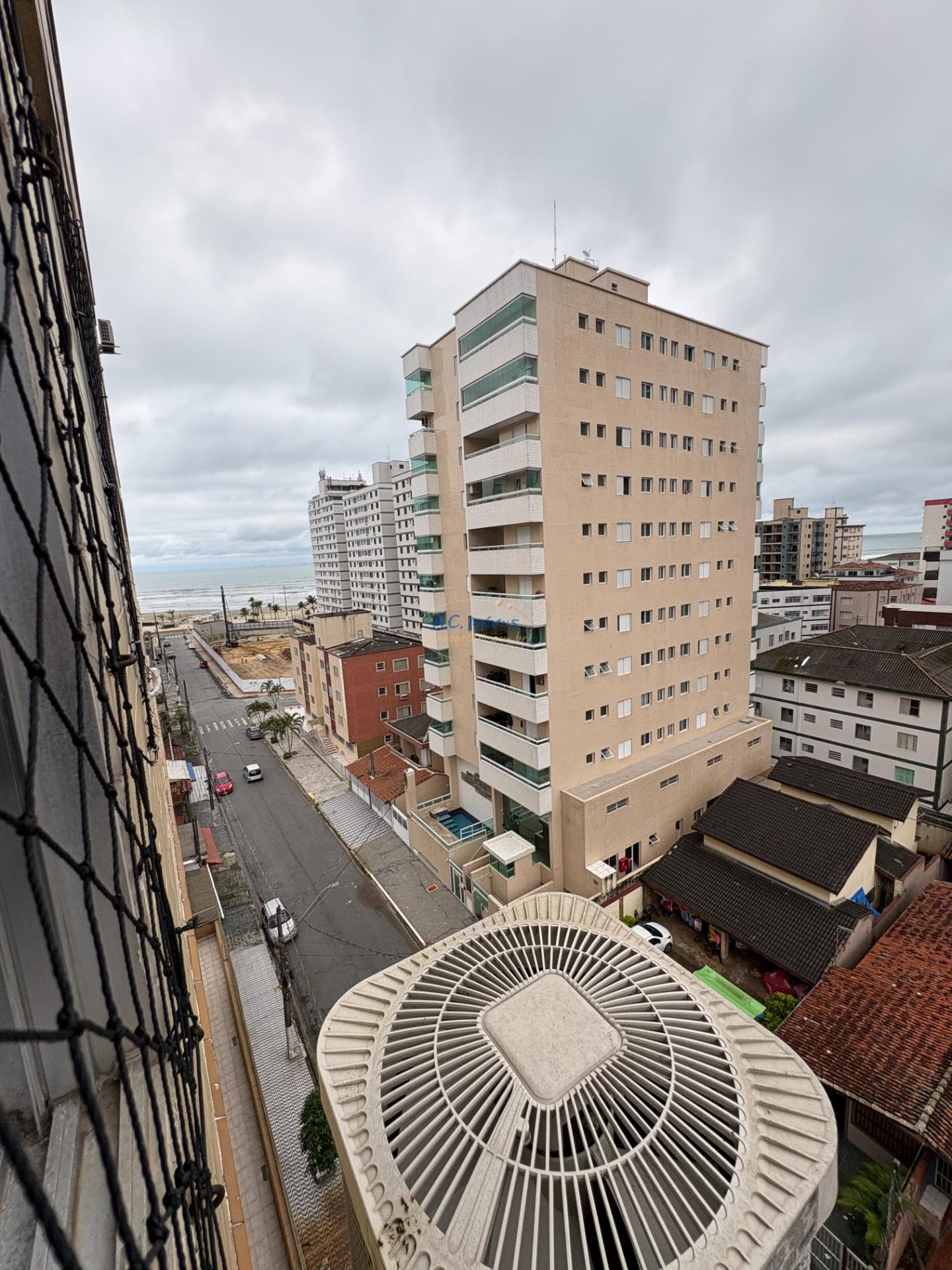 Apartamento à venda com 2 quartos, 1 suíte, 1 vaga e 75m² no Vila Tupi, Praia Grande (SP) — foto 2 de 26