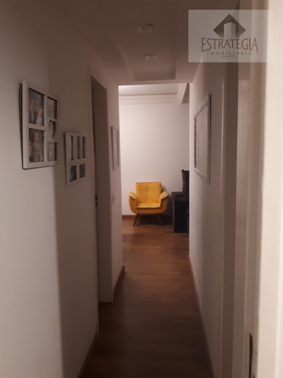 Apartamento à venda com 2 quartos, 1 banheiro, 1 vaga e 68m² no Corrêas, Petrópolis (RJ) — foto 10 de 12
