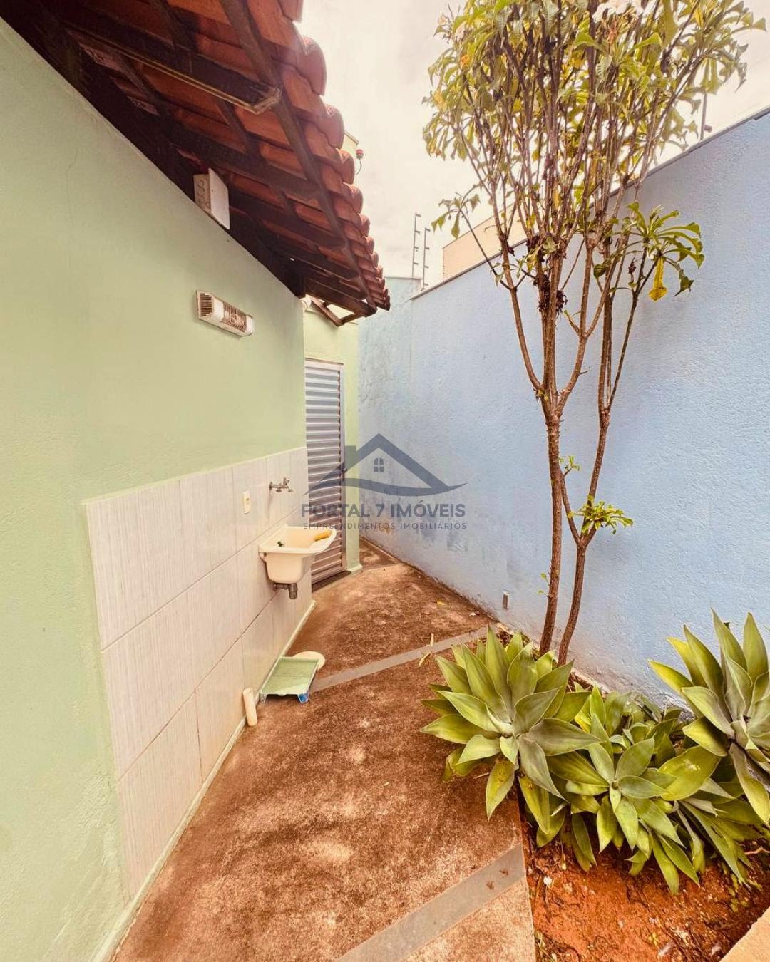 Casa à venda com 2 quartos, 1 suíte, 3 vagas e 240m² no Bom Jardim, Sete Lagoas (MG) — foto 6 de 25