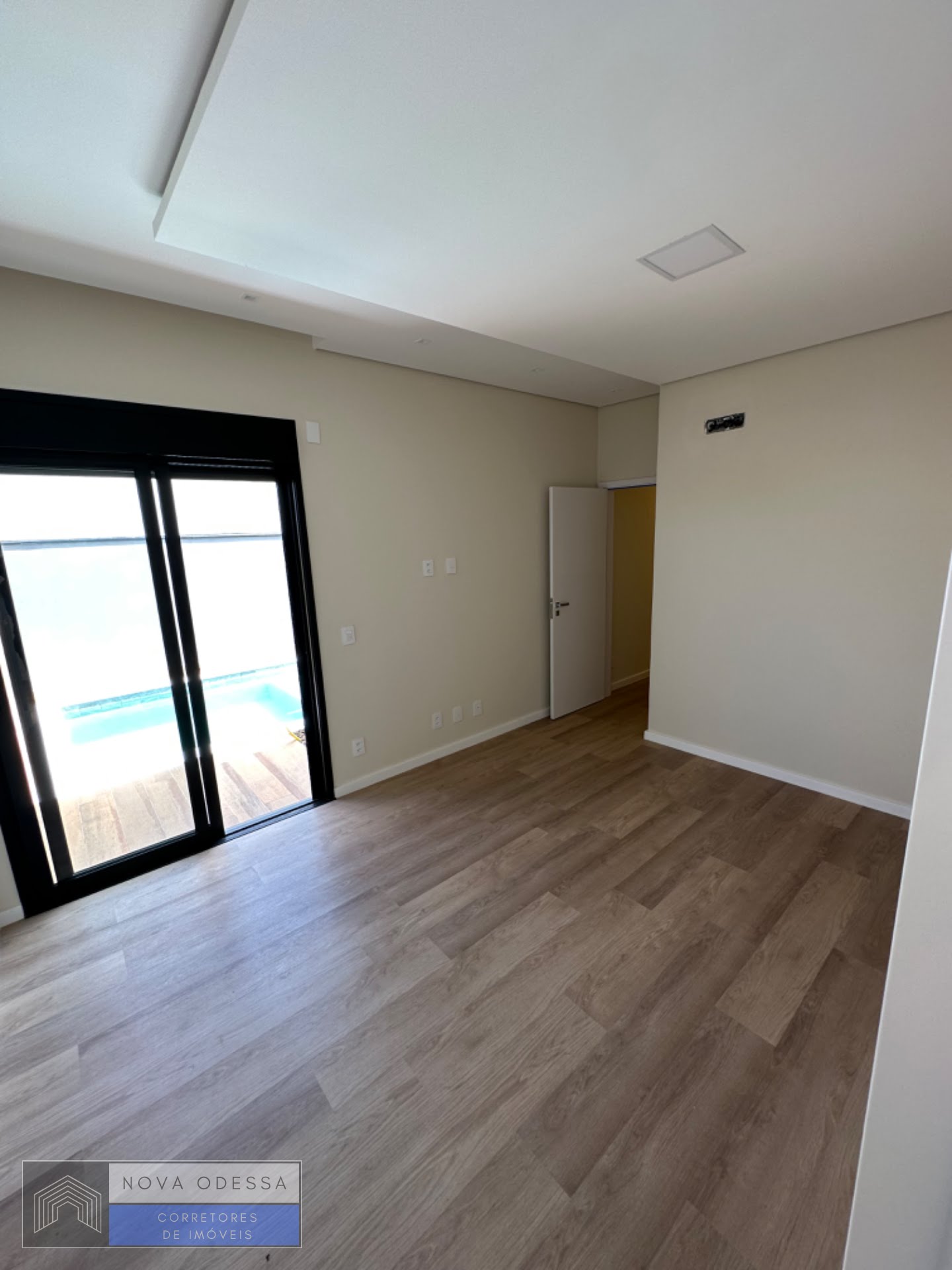 Casa à venda com 3 quartos, 1 suíte, 4 vagas e 185m² no Engenho Velho II, Nova Odessa (SP) — foto 10 de 26