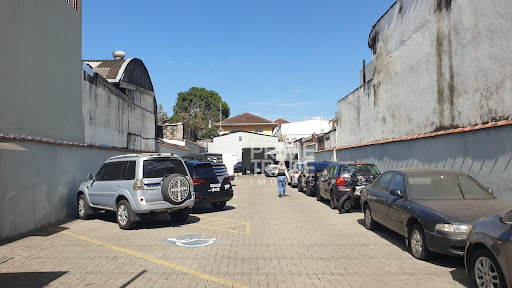 Estacionamento e Lava Rápido na Encruzilhada  -  Santos/SP