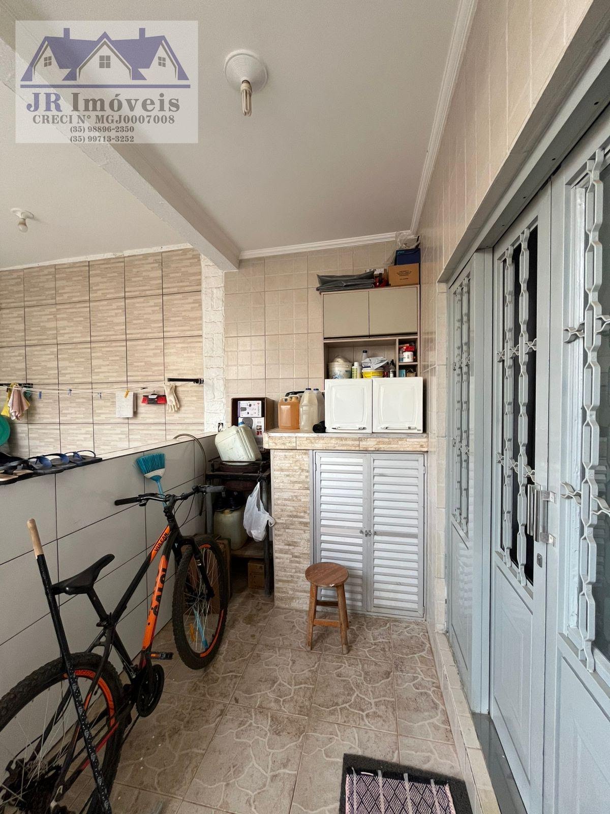 Casa à venda com 3 quartos, 3 banheiros e 210m² no Jardim Beira Rio, Piranguinho (MG) — foto 9 de 25