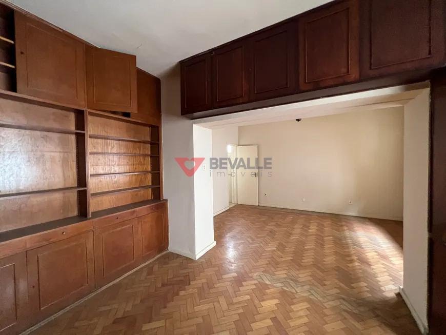 Casa à venda com 7 quartos, 1 suíte, 4 vagas e 350m² no Laranjeiras, Rio de Janeiro (RJ) — foto 18 de 26