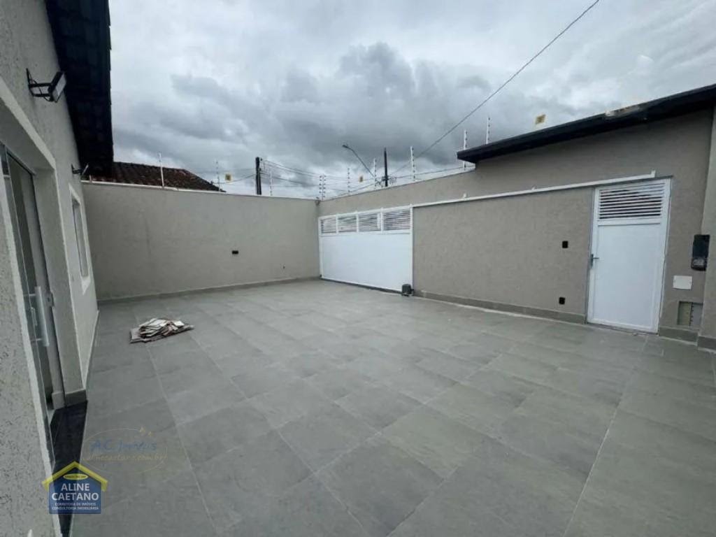 Casa à venda com 4 quartos, 2 suítes, 4 vagas e 165m² no Vila Caiçara, Praia Grande (SP) — foto 16 de 19