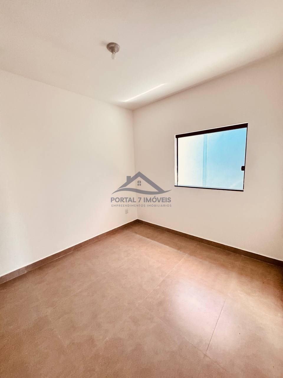 Casa à venda com 2 quartos, 1 banheiro, 2 vagas e 70m² no Cdi, Sete Lagoas (MG) — foto 7 de 10