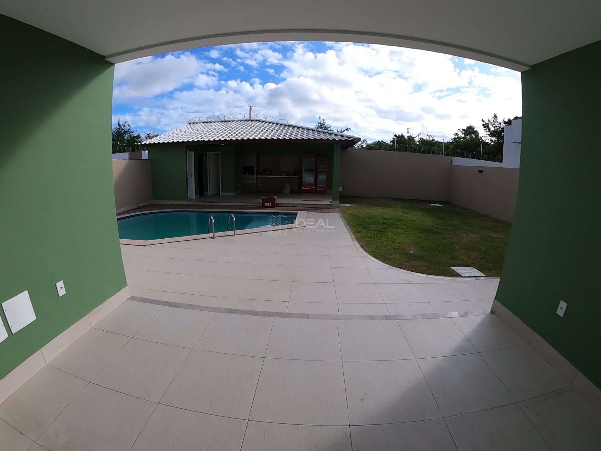 Casa duplex de 4 quatro quartos para venda no Condomínio Privilege - Campos dos Goytacazes, RJ