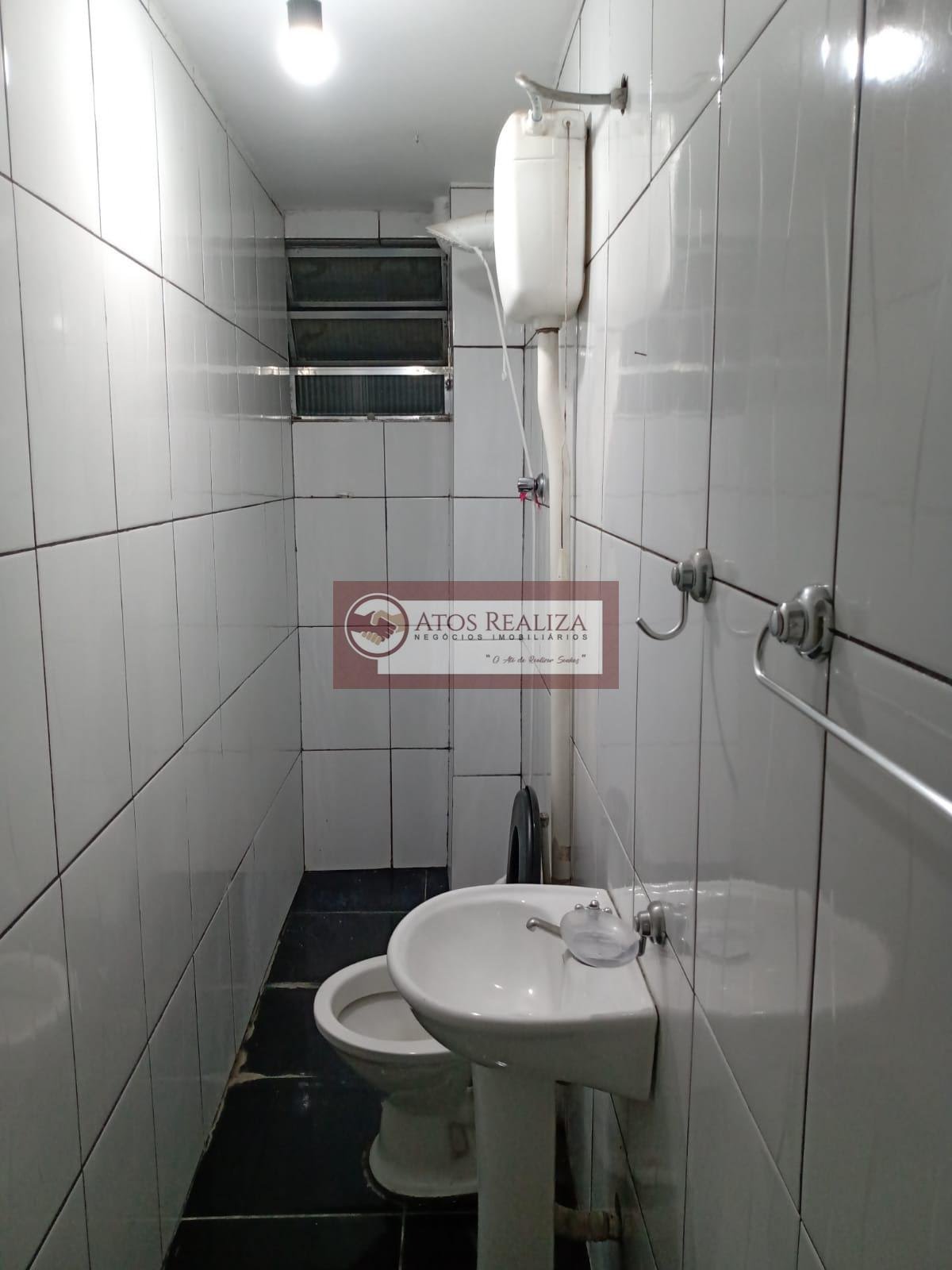 Casa à venda com 4 quartos, 2 banheiros, 2 vagas e 125m² no Jardim Santa Edwiges, São Paulo (SP) — foto 13 de 17