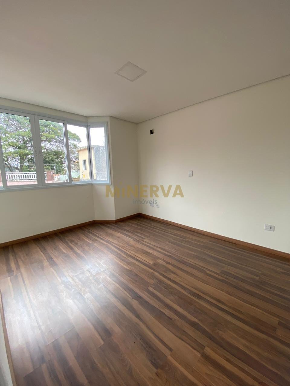 Casa à venda com 3 quartos, 1 suíte, 4 vagas e 187m² no Parque Renato Maia, Guarulhos (SP) — foto 5 de 24