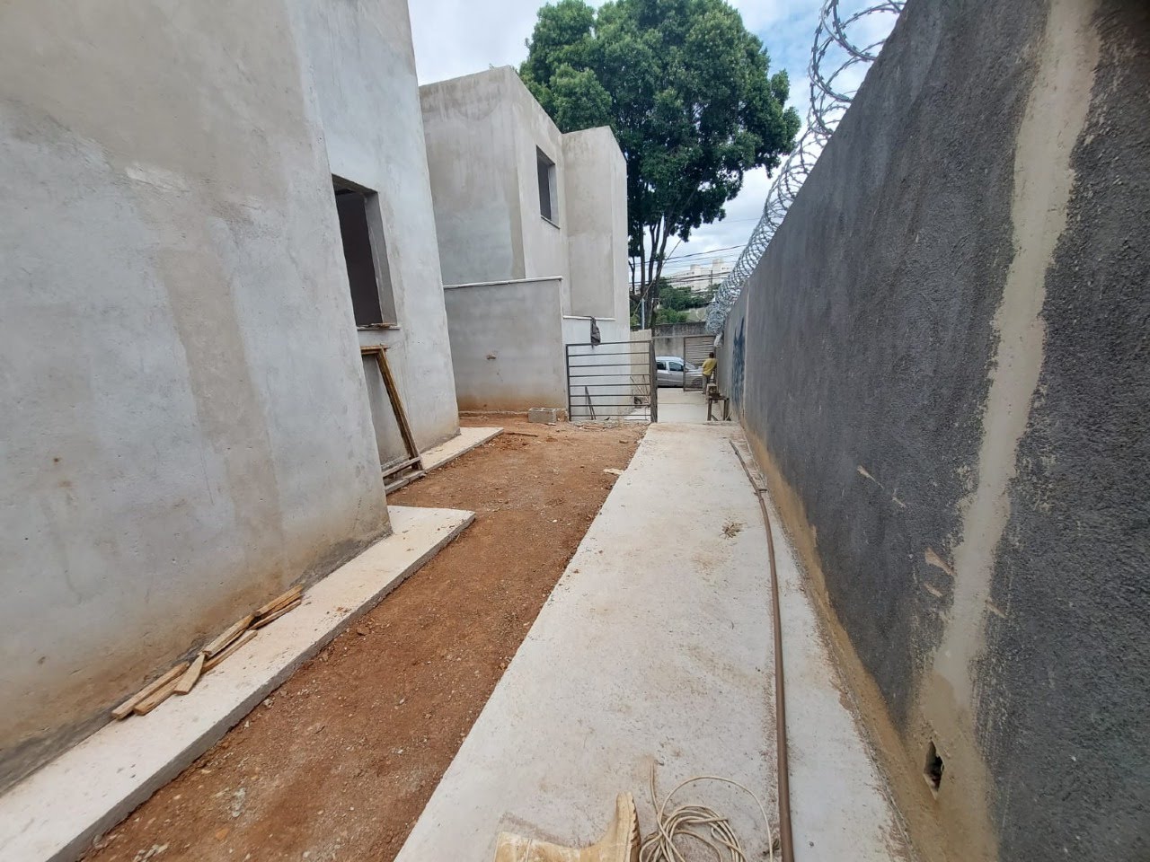 Casa à venda com 3 quartos, 1 suíte, 2 vagas e 86m² no Etelvina Carneiro, Belo Horizonte (MG) — foto 14 de 17