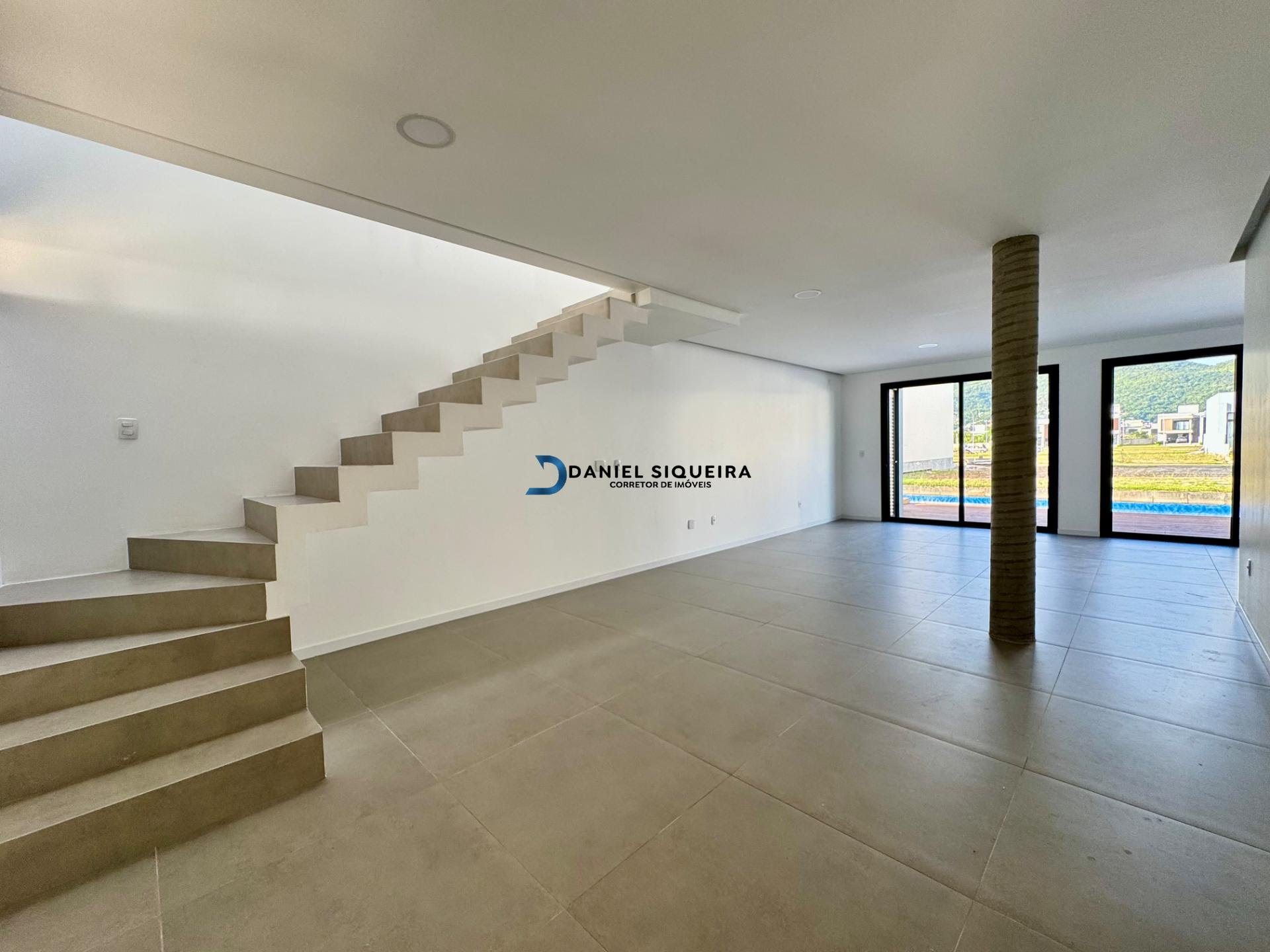 Casa à venda com 3 quartos, 1 suíte, 4 vagas e 216m² no Bairro Deltaville, Biguaçu (SC) — foto 6 de 29