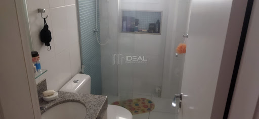 Apartamento com área externa no Flamboyant
