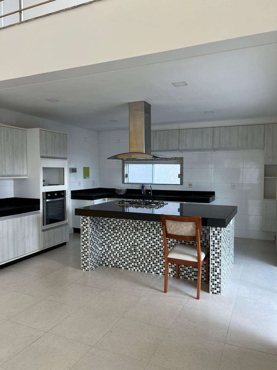 Casa à venda com 4 quartos, 3 suítes, 2 vagas e 150m² no Outeiro São Francisco, Porto Seguro (BA) — foto 10 de 13