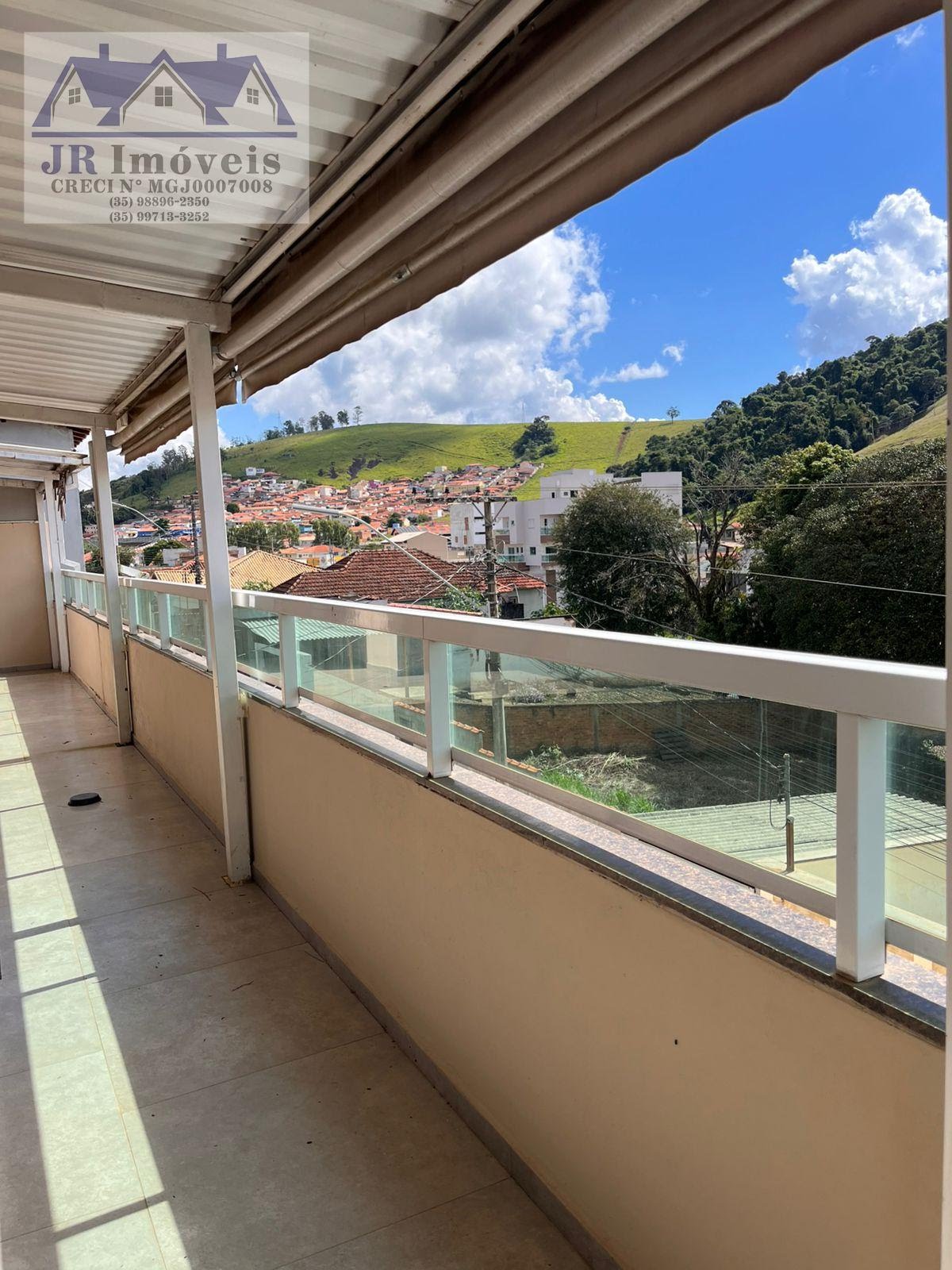 Casa à venda com 2 quartos, 1 suíte e 1 vaga no Centro, Piranguinho (MG) — foto 2 de 22