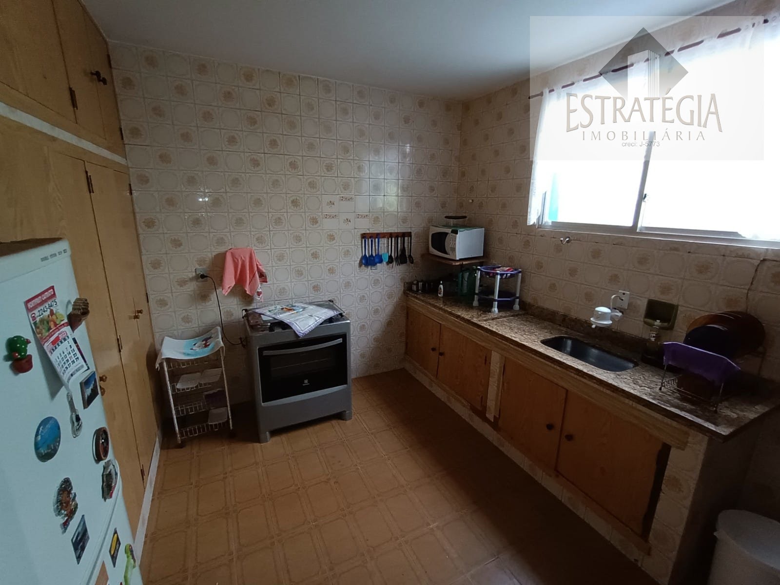 Casa à venda com 3 quartos, 1 suíte, 6 vagas e 380m² no Castelânea, Petrópolis (RJ) — foto 10 de 24