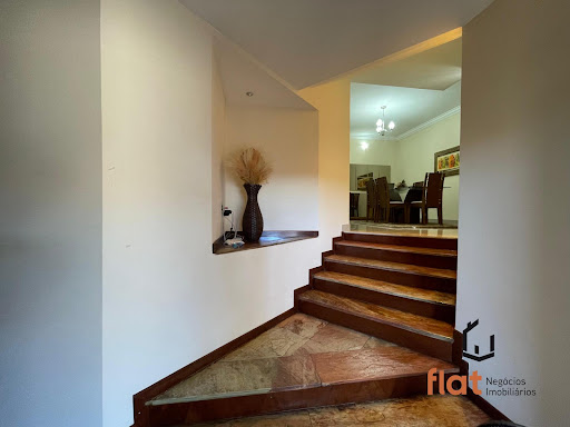 Casa à Venda no bairro São Cristóvão, Pará de Minas: 3 Quartos, 230m²