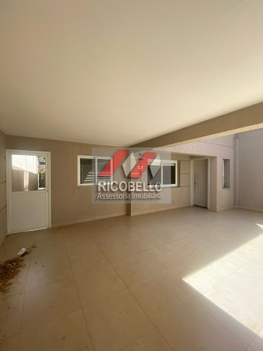 Casa Comercial em São Dimas  -  Piracicaba