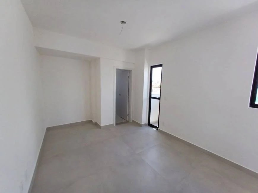 Cobertura à venda com 3 quartos, 1 suíte, 2 vagas e 86m² no Planalto, Belo Horizonte (MG) — foto 13 de 15