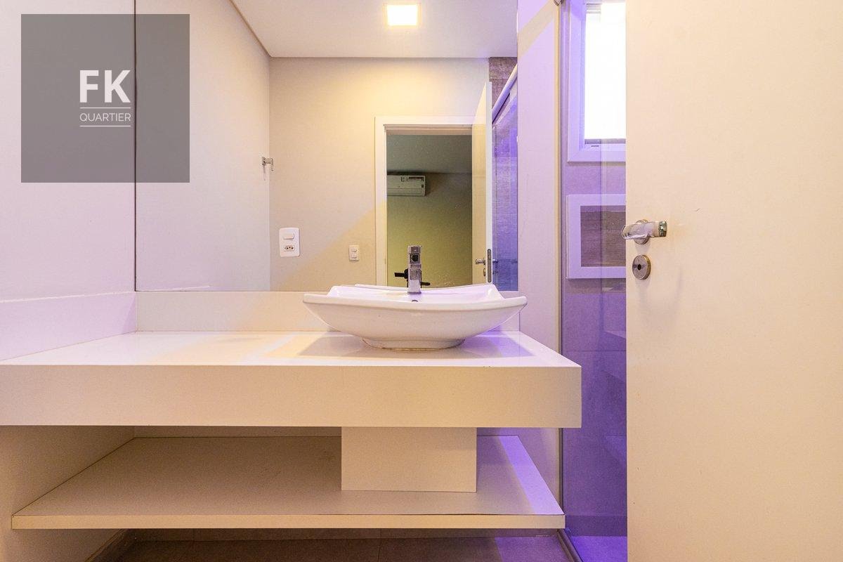 Casa à venda com 4 quartos, 4 suítes, 6 vagas e 430m² no Alphaville, Santana de Parnaíba (SP) — foto 24 de 30