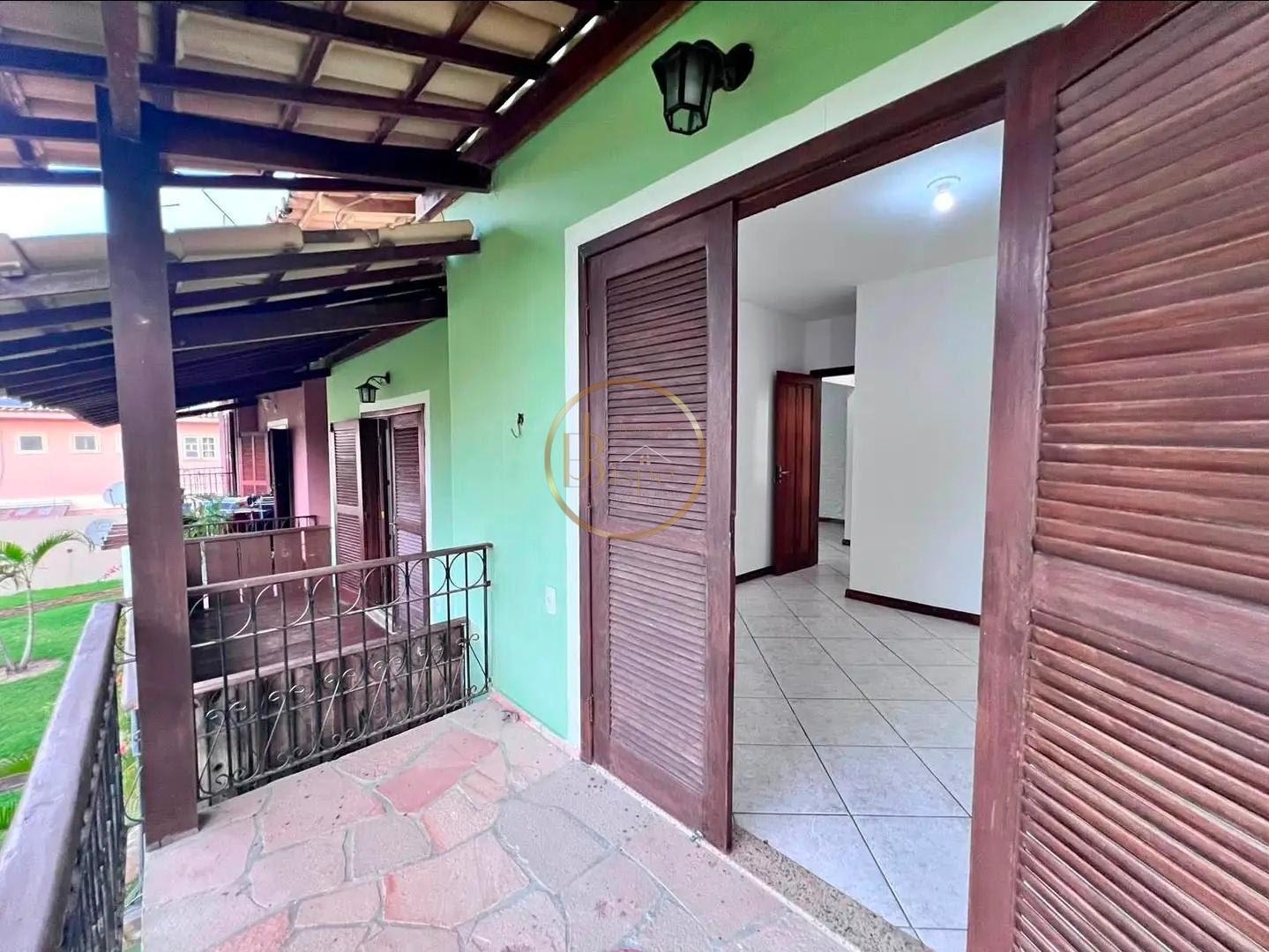 Apartamento à venda com 3 quartos, 1 suíte, 1 vaga e 112m² no Praia de Taperapuã, Porto Seguro (BA) — foto 2 de 11