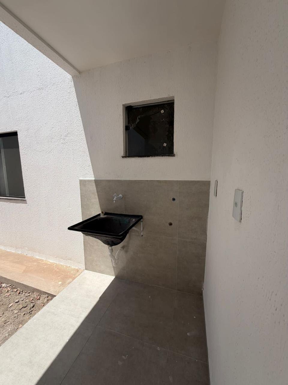 Casa à venda com 3 quartos, 1 suíte, 2 vagas e 200m² no Conceição, Feira de Santana (BA) — foto 8 de 10