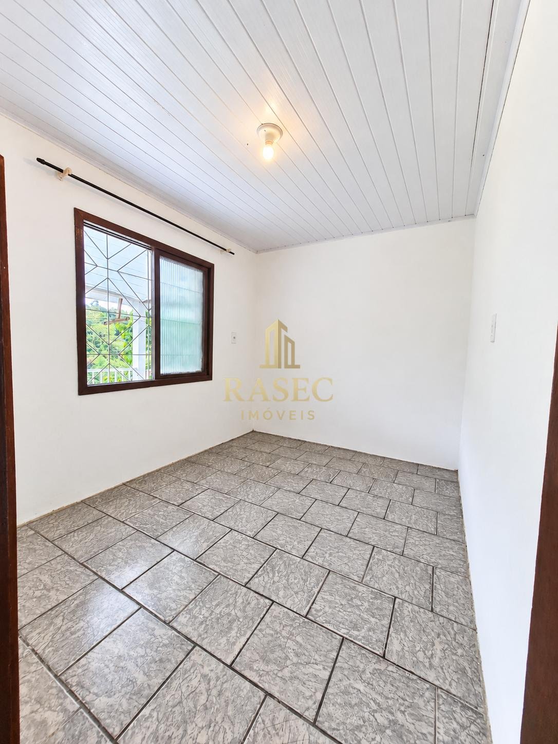 Casa para alugar com 3 quartos, 1 banheiro e 85m² no Centro 1, Brusque (SC) — foto 6 de 8