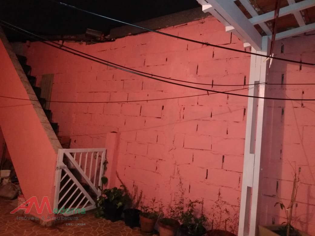 Casa à venda com 4 quartos, 1 suíte, 2 vagas e 220m² no Demarchi, São Bernardo do Campo (SP) — foto 15 de 20