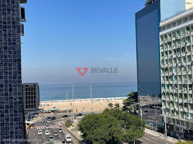 Apartamento à venda em Copacabana, 28m², R$ 680 mil