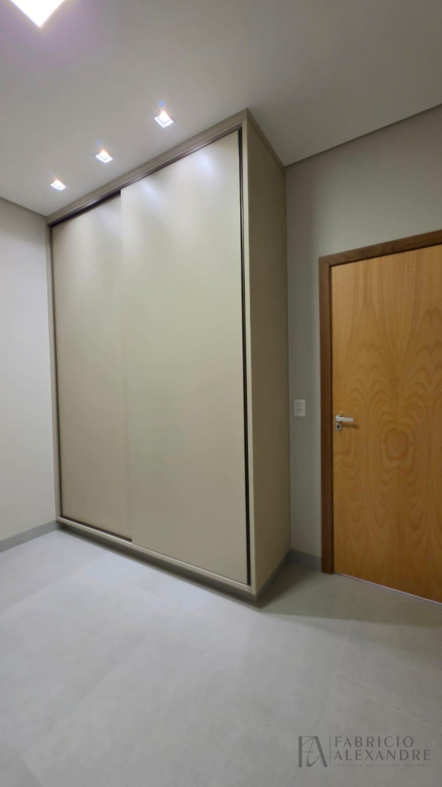 Casa à venda com 3 quartos, 1 suíte, 2 vagas e 120m² no Engenheiro Schmidt, São José do Rio Preto (SP) — foto 4 de 30