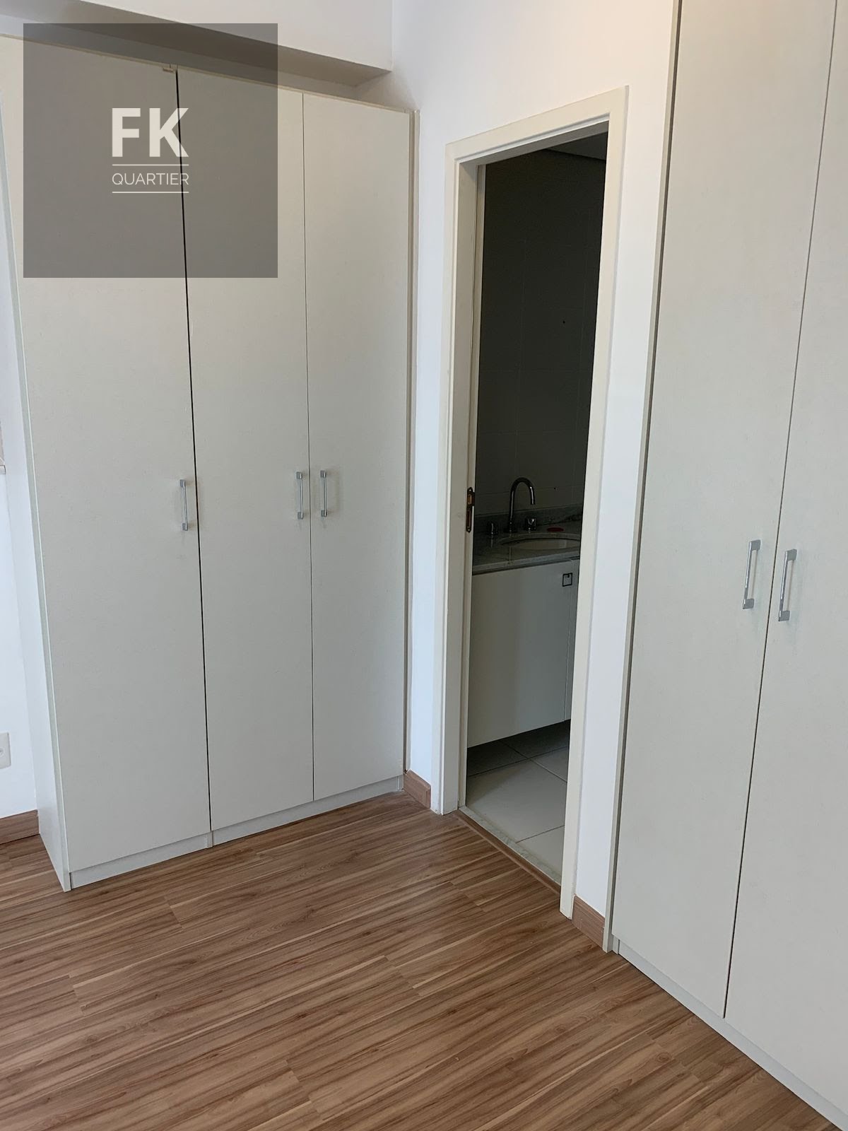 Apartamento à venda com 2 quartos, 1 suíte, 1 vaga e 67m² no Alphaville Industrial, Barueri (SP) — foto 4 de 13