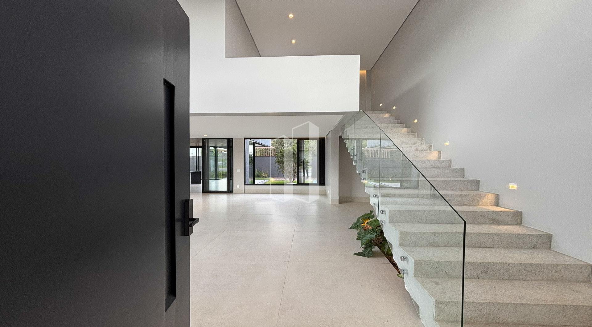 Casa à venda com 4 quartos, 4 suítes, 4 vagas e 284m² no Jardins França, Goiânia (GO) — foto 10 de 20