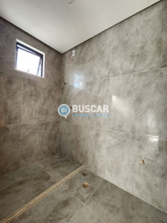Casa à venda com 4 quartos, 4 suítes, 2 vagas e 206m² no Nova Esperança, Feira de Santana (BA) — foto 11 de 14
