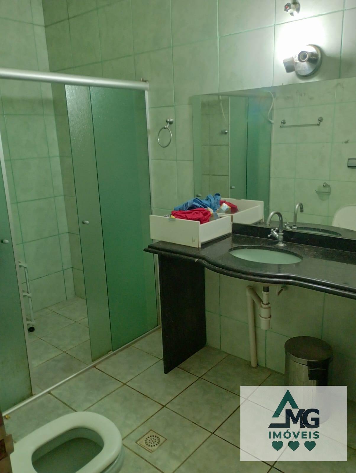 Casa à venda com 3 quartos, 1 suíte, 4 vagas e 450m² no Jardim Europa I, Três Corações (MG) — foto 3 de 14