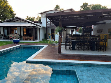 Casa à Venda em São Francisco, Porto Seguro: 3 Suítes, 312m²