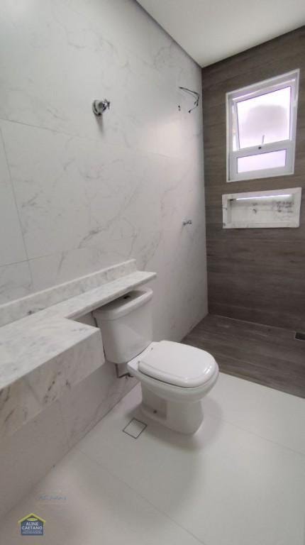 Casa à venda com 3 quartos, 2 suítes, 2 vagas e 110m² no Vila Tupi, Praia Grande (SP) — foto 27 de 30