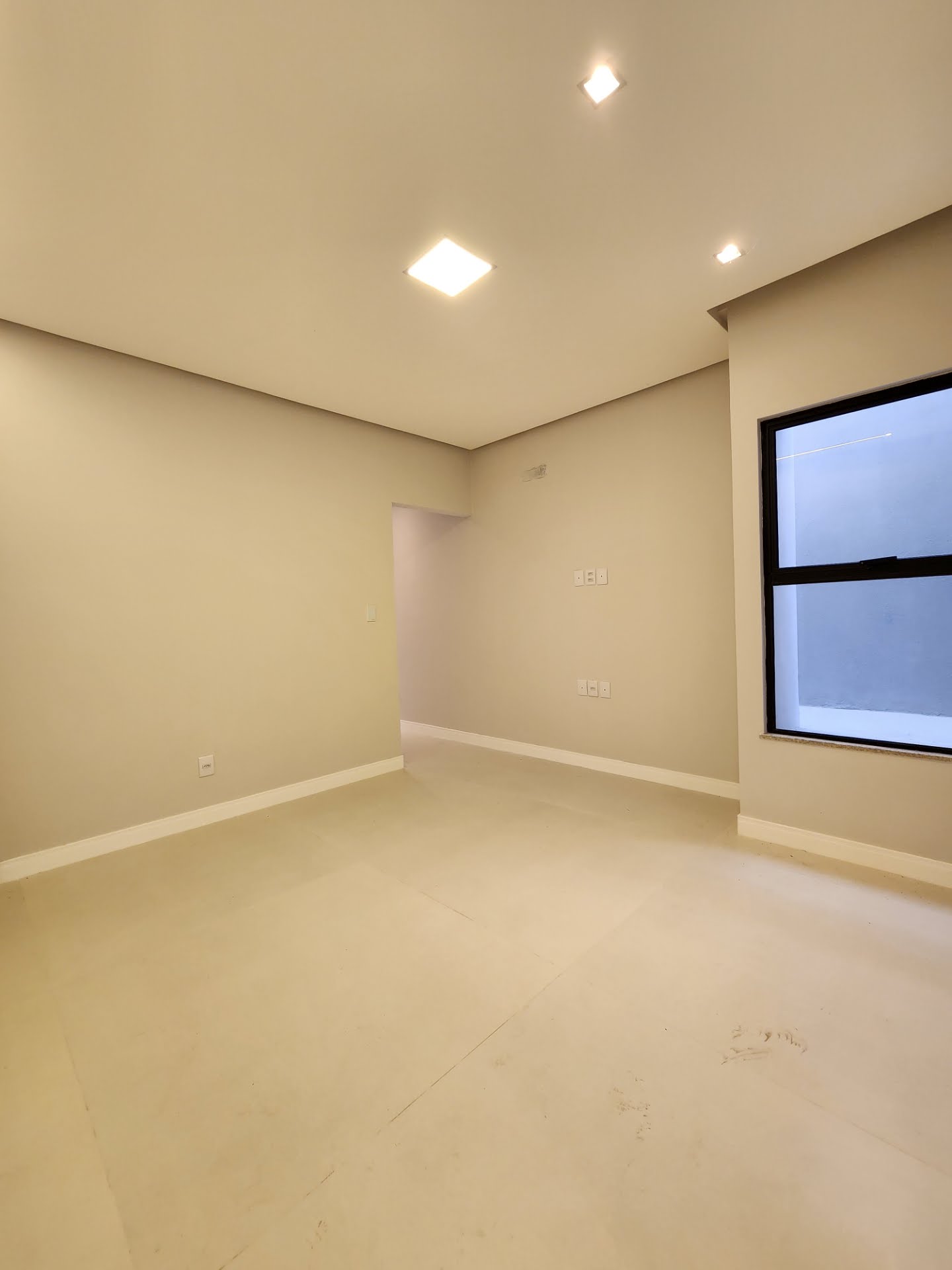 Casa à venda com 4 quartos, 4 suítes e 2 vagas no Papagaio, Feira de Santana (BA) — foto 12 de 27